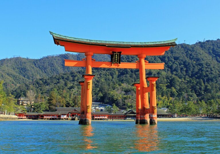 Puertas al oeste de Japón: Osaka e Hiroshima